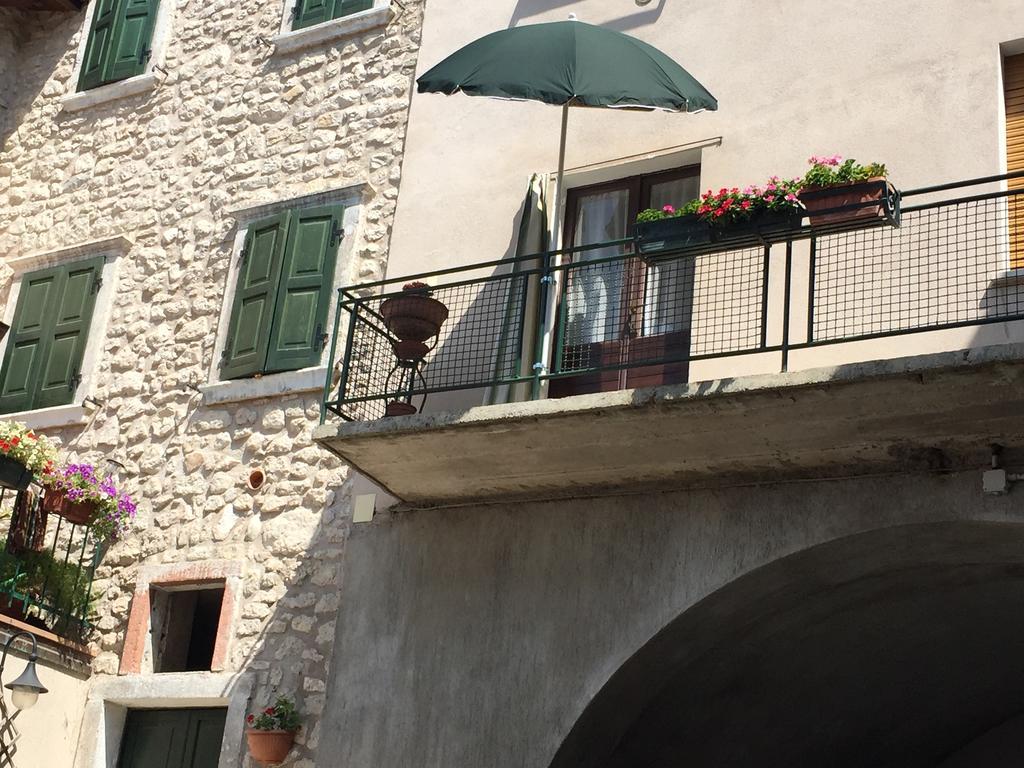 Casa Valentina Διαμέρισμα Brenzone sul Garda Εξωτερικό φωτογραφία